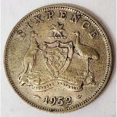 AUSTRALIA 1952 . SIXPENCE